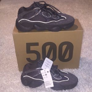 yeezy 500 size 7